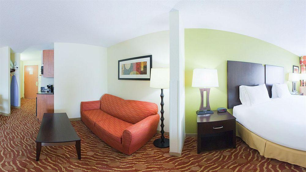 Holiday Inn Express Hotel & Suites Anderson I-85 - Hwy 76, Exit 19B By Ihg Екстериор снимка